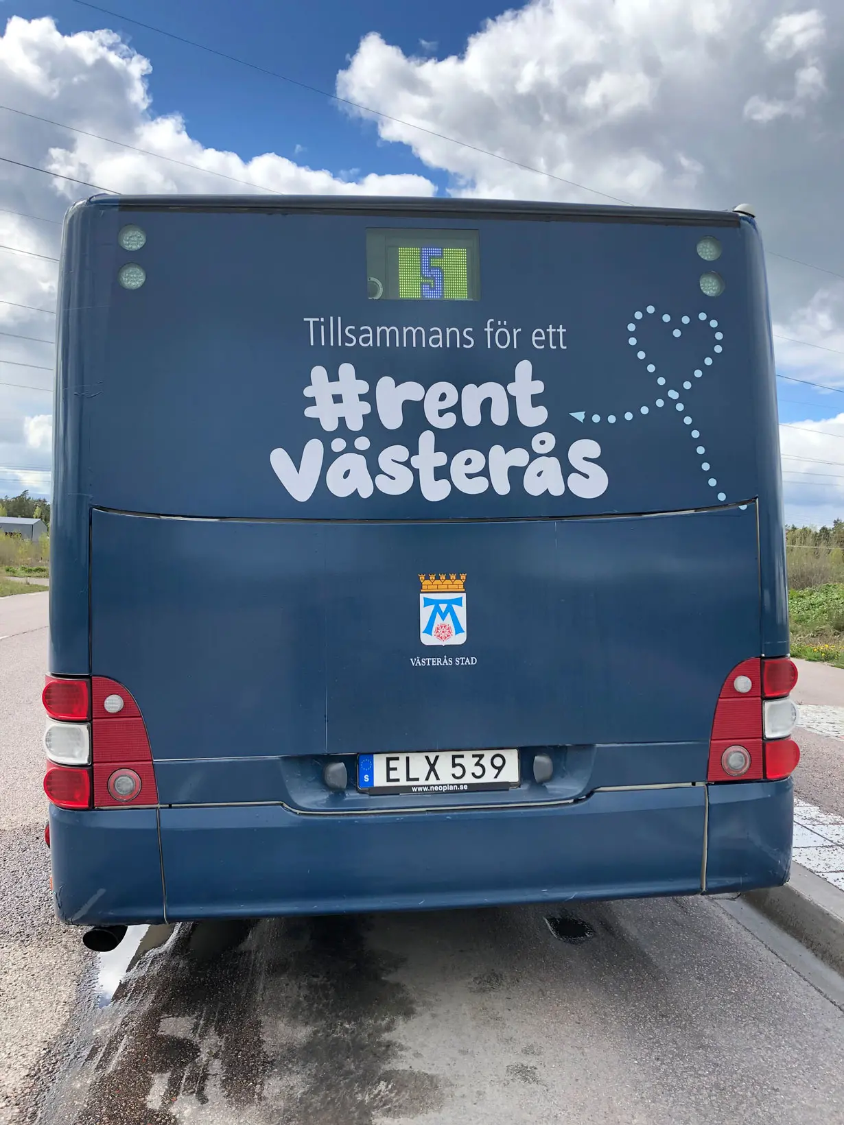 Rent Västerås - reklam på baksida av en buss. 