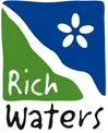 Logga för Rich Waters